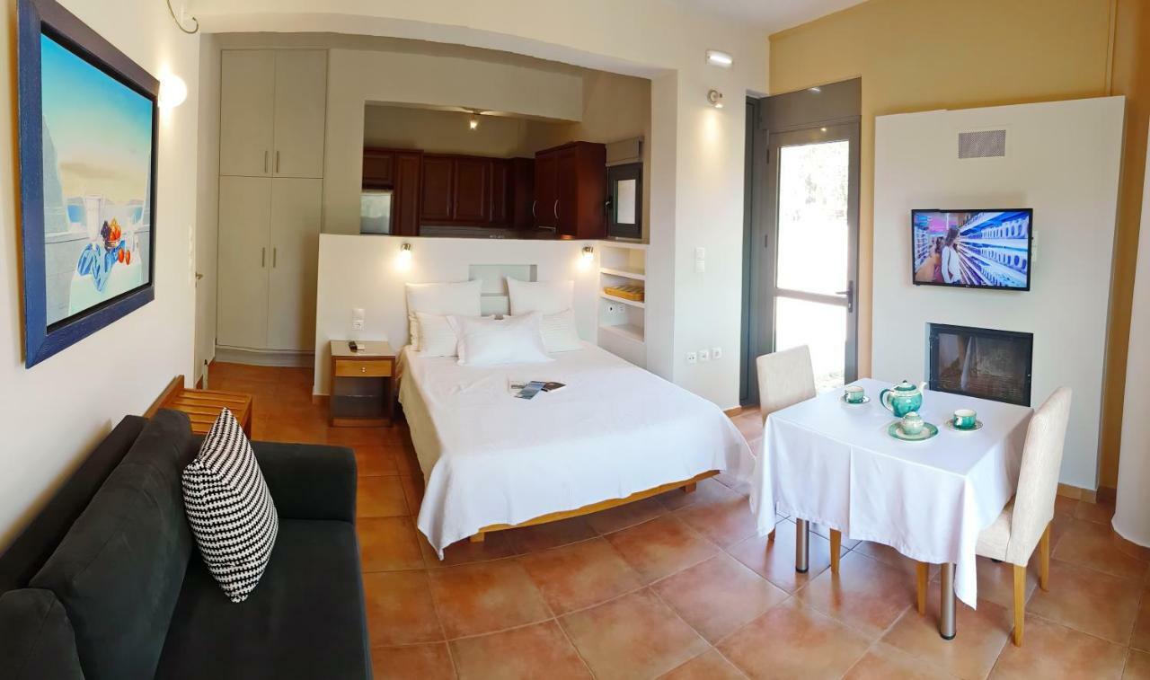 קריסטוס Erodios Hotel מראה חיצוני תמונה